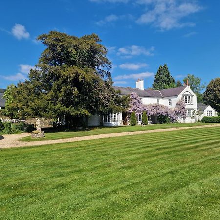 Glyn Isa Country House Luxury Self Catering Accommodation Conwy Eksteriør billede
