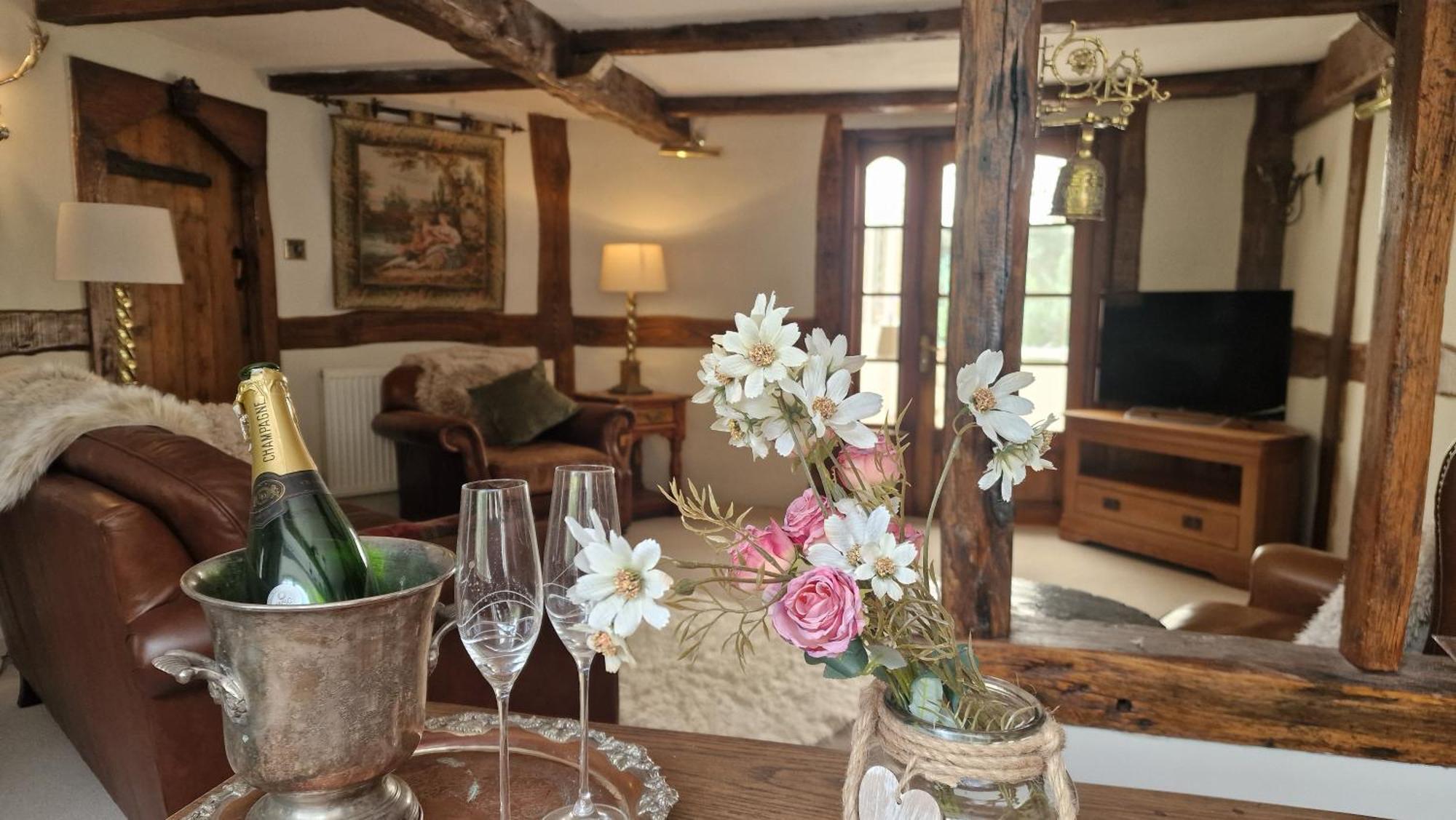 Glyn Isa Country House Luxury Self Catering Accommodation Conwy Eksteriør billede