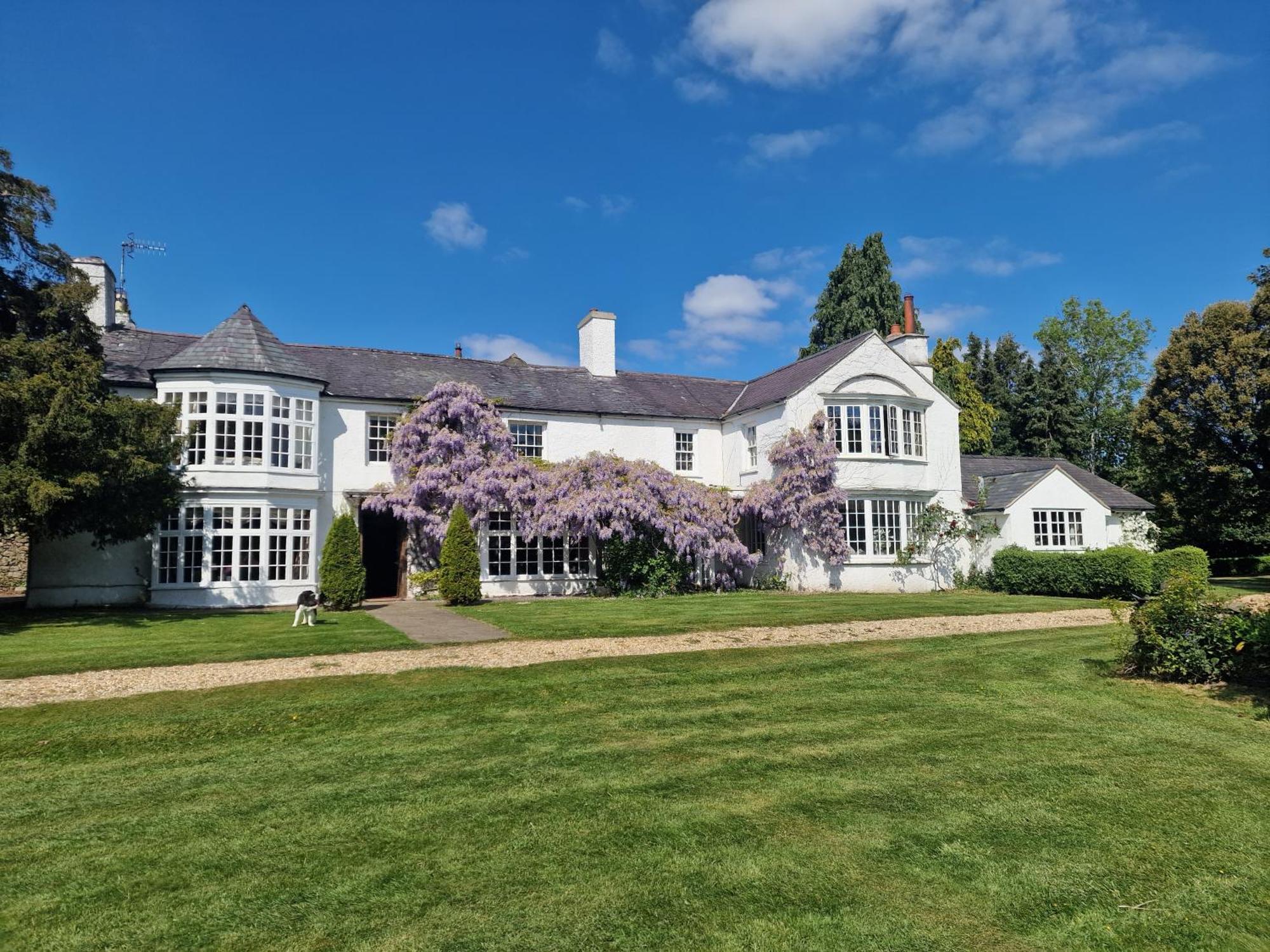 Glyn Isa Country House Luxury Self Catering Accommodation Conwy Eksteriør billede